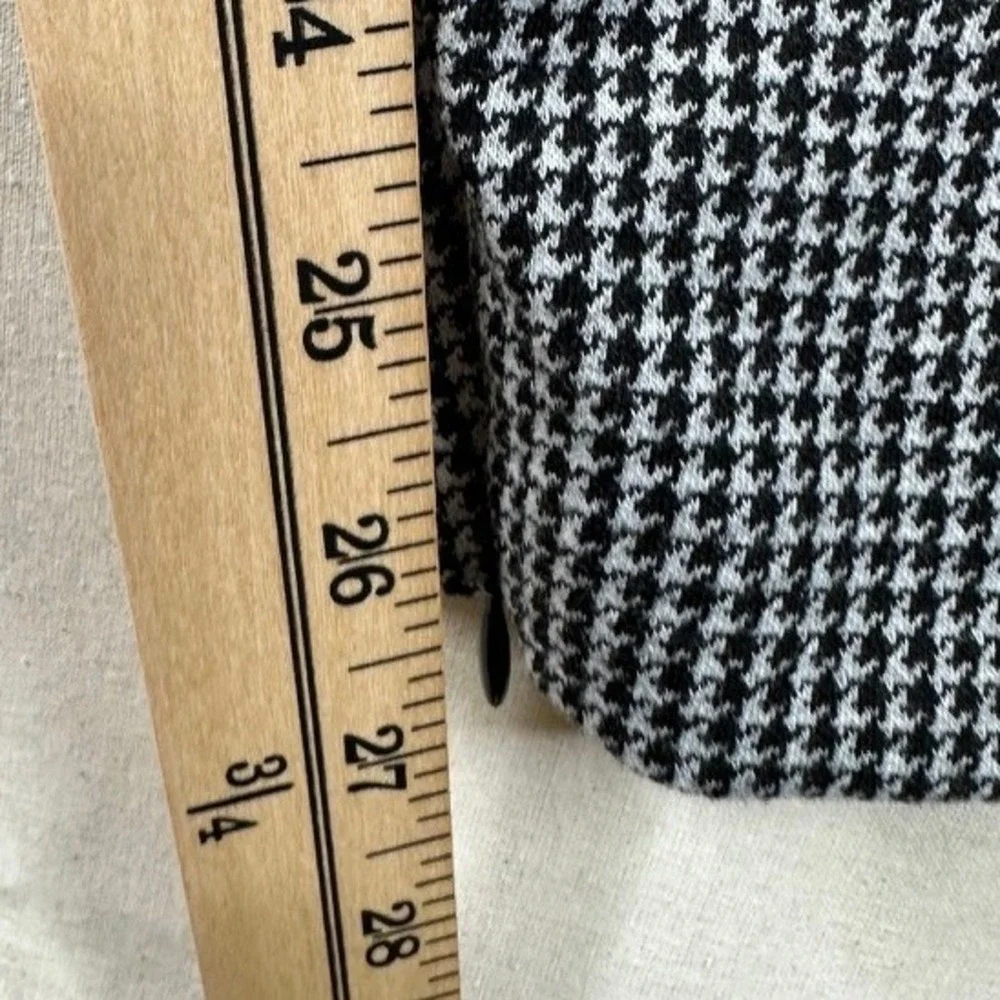 Talbots Women's Black White Houndstooth Soho Ankle Pants size 22W